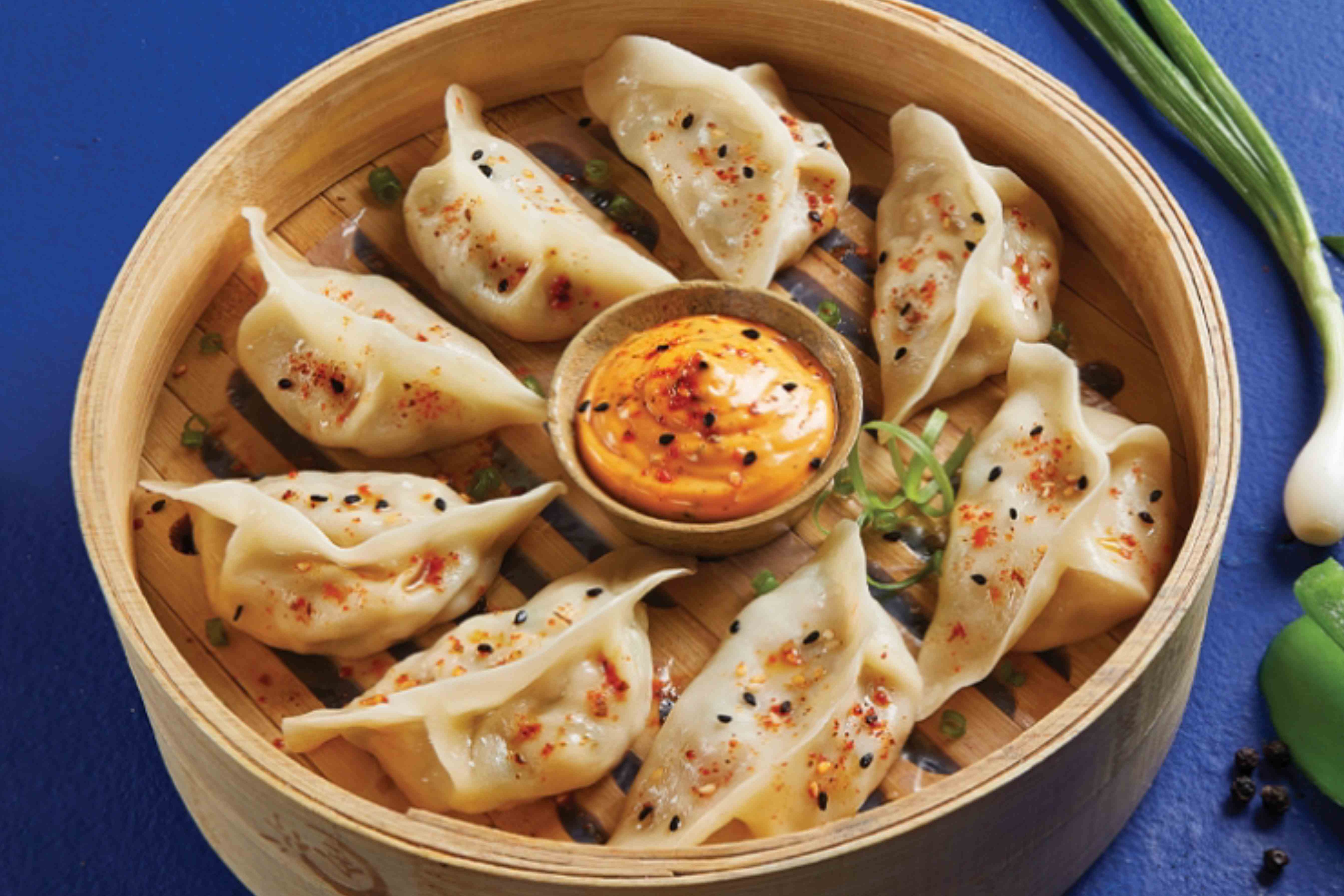 Momos